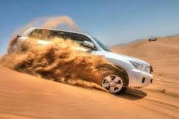 Desert Safari Deluxe experience with luxury camp in Dubai